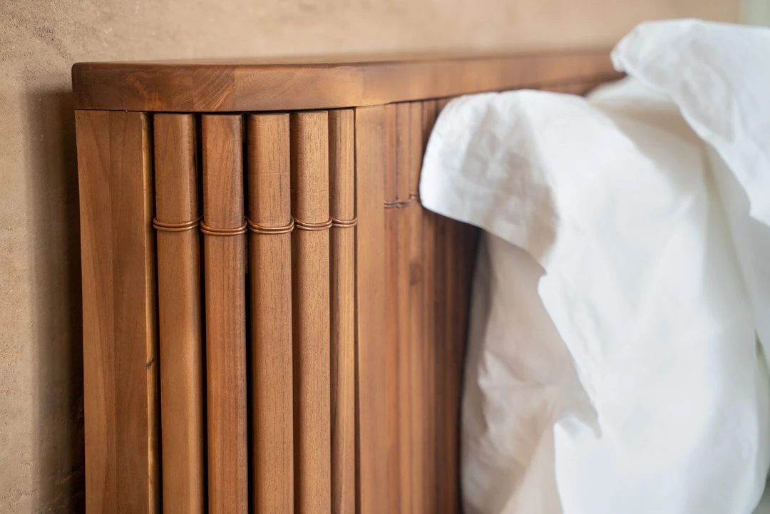 Karpenter Koppar Light King Bed - FSC Certified Teak INDOOR 4 Karpenter Koppar Light King Bed - FSC Certified Teak INDOOR