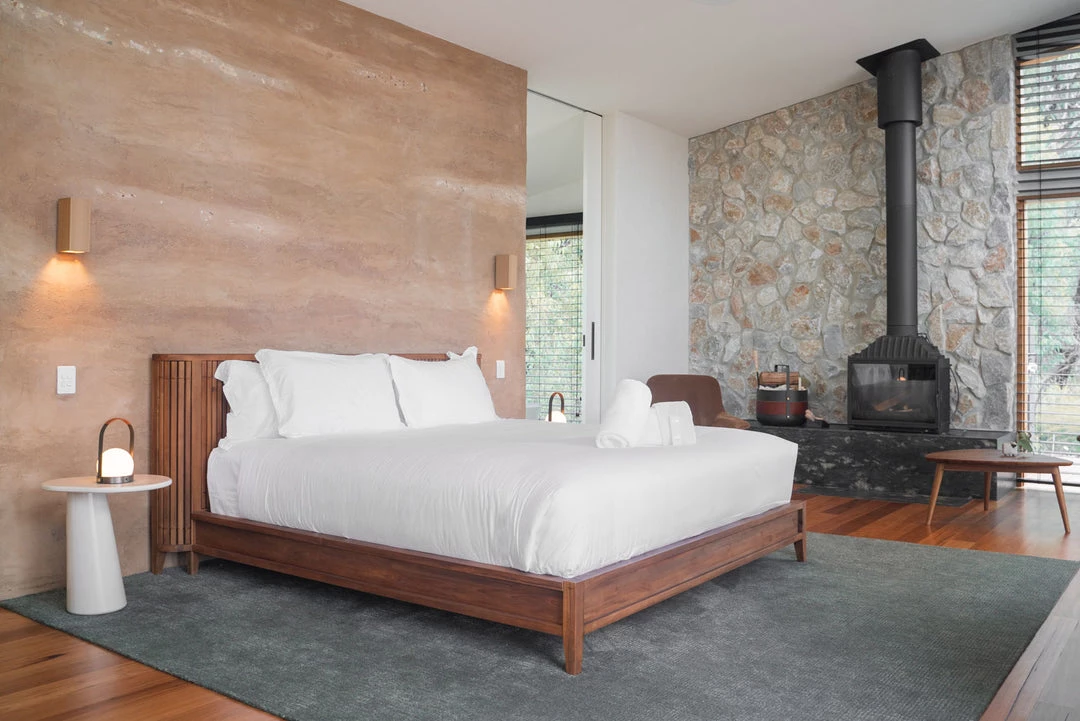 Karpenter Koppar Light King Bed - FSC Certified Teak INDOOR 2 Karpenter Koppar Light King Bed - FSC Certified Teak INDOOR