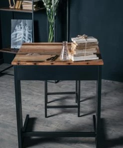 Kleo Fokus Mixed Hardwood & Powdercoated Metal Compact Desk