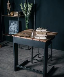 Kleo Fokus Mixed Hardwood & Powdercoated Metal Compact Desk