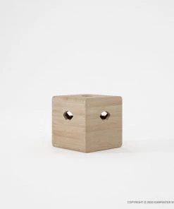 Karpenter INDOOR East Stool Box European Oak