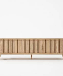 Karpenter INDOOR Koppar Media Cabinet With 3 Doors - European Oak