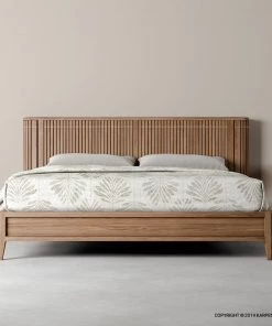 Karpenter Koppar Queen Bed - European Oak INDOOR